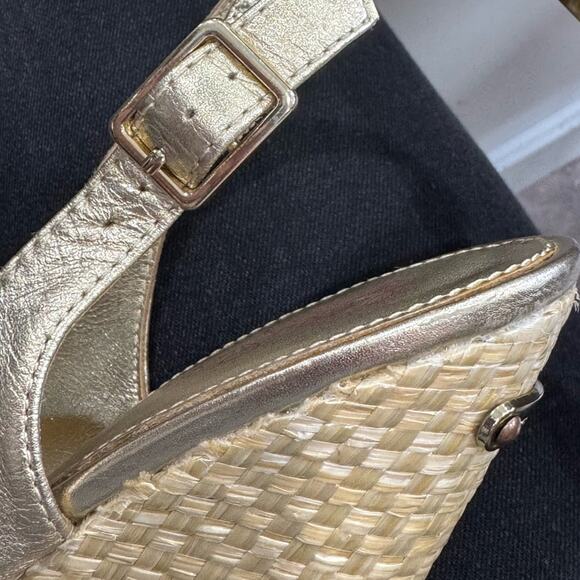 Lilly Pulitzer Kristin Slingback Wedge Sandal Gold Peep-Toe Slingback Heels - Picture 7 of 12